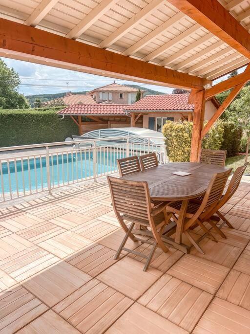 Magnifique Maison A - Piscine Lentilly