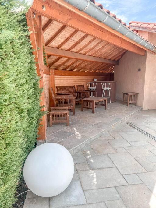 Villa Magnifique Maison A - Piscine Lentilly